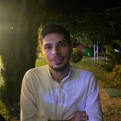 Historian, interested in Albanian and Balkan History