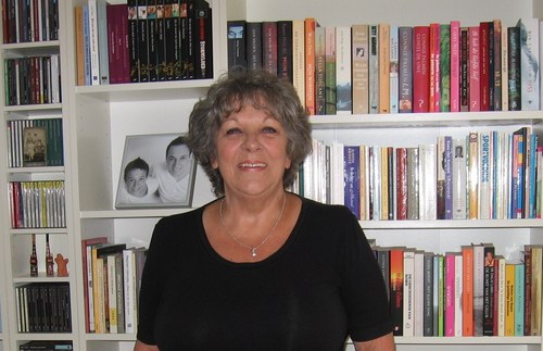 BepOoms's profile picture. Secretaris Vrouwen van Nu, afd. Drenthe. Hobby's: lezen, muziek luisteren, toneelspelen, schilderen, quilten. Echtgenoot van Jan, mamma, oma, collega.