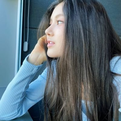 your hourly serotonin boost of #danielle from @NewJeans_twt #뉴진스 ♡︎