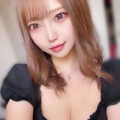 すすきので御奉仕してました！今は気まぐれでオ○ニー配信してます🔞👯‍♀️札幌生まれ札幌育ち☃❄ ※アカウントはこれだけですそれ以外偽物だよ