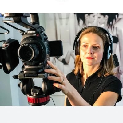 Sabine from Creation Editor produces, films and edits videos for corporate businesses, events and charities as well as stage based works. Love my Canon!