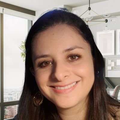 Impulsando la transformación digital de autónomos y empresas con soluciones Microsoft. Innovación, productividad y crecimiento.
