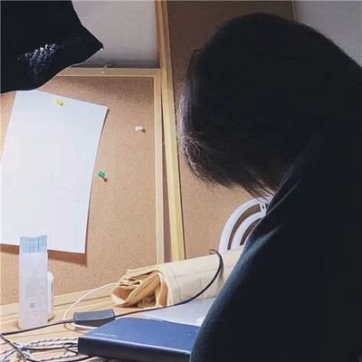 doufangjia91's profile picture. 人如果有梦想 那和咸鱼又有什么区别🧐