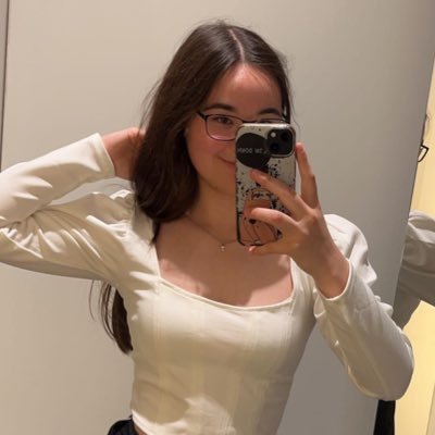 Rebsen_'s profile picture. 