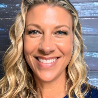K-12 Physical Ed/Multi Educator📚, MOM 👨👩👧👦, Wife 💍, ☕️ Coffee 💖💃🐶