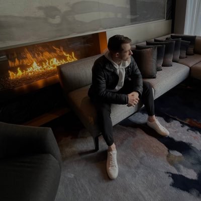 SeanlTimberlake's profile picture. Marketing Owner / Scaled 100+ Brands on Social Media / DM “GROW” to get started