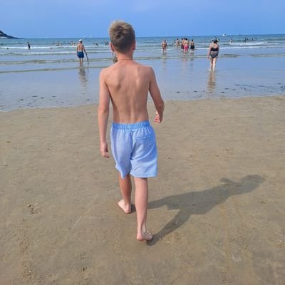 Bussimulator182's profile picture. Soy pobre