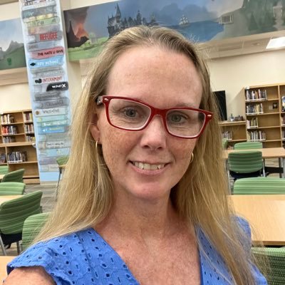 Mom of 3 cool kids, teacher librarian, runner, book lover