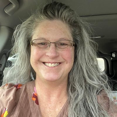 neilcat1994's profile picture. Mom