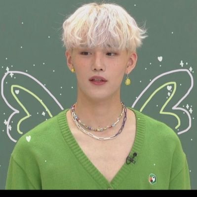 caatpoutine's profile picture. pink hair enthusiast