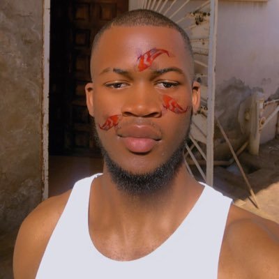 KalumbaMwneya's profile picture. Assume formlessness🌊