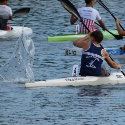 Piragüista del @NavalPontevedra 💪🏽🛶 | fcb