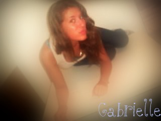 Vagabon26's profile picture. Eva Gabrielle 

Ask to me