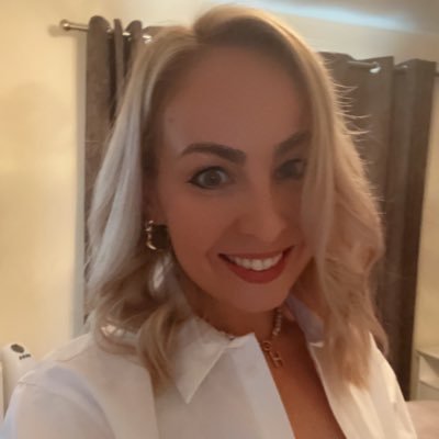 Secondary school teacher 👩🏼🏫 Curriculum Lead Computing, IT, Business and Economics 💻 Excellence Pioneer for student leadership 🙋🏼♀️ NPQML NPQSL