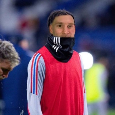 elbobo78's profile picture. nique la grand mère a Naser c’est Lyon qui devait gagner