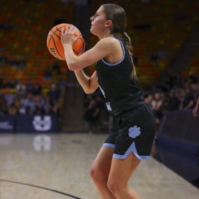 5’3 - Shooting Guard - Sky View High School #2 - Utah NLB #6 - 2024 - 3.51 gpa