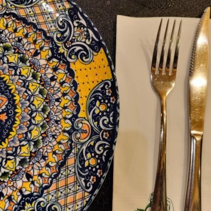 chubbyasianguy's profile picture. A misfit trying to fit in | @soleilearl's Sol