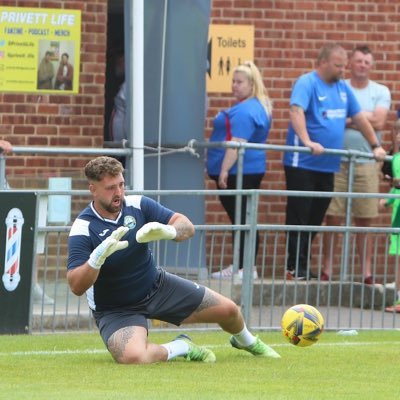 Non league football photographer located Hants/Dorset border.