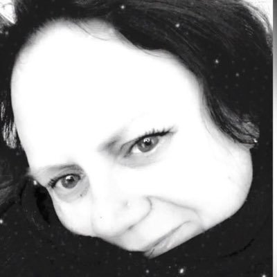 JoolzPivs's profile image