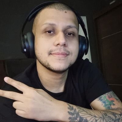 AfroFallen's profile picture. 