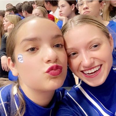 Jacy26009387's profile picture. Your average teen.