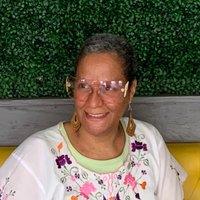 Elizabeth Schiche (@msschiche) 's Twitter Profile