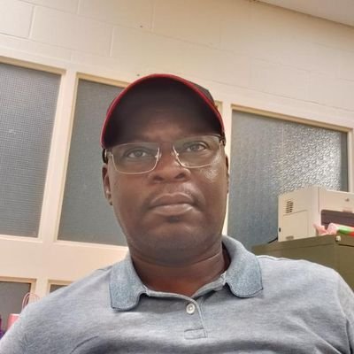 Ph.D. en génie des matériaux (POLY MTL), D.E.A (ULB), Ing. civil Métallurgie (UNILU).
Docteur Ingénieur (Polytechnique | UNILU)