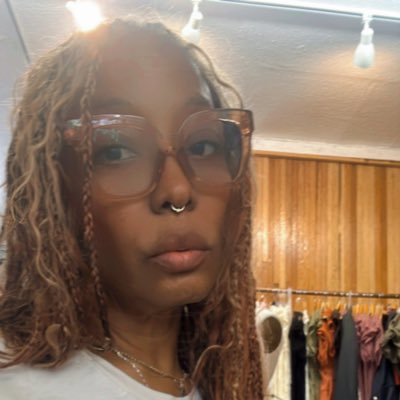 aBohemianwolf's profile picture. aBohemia & The Wolves...fashion as transformation ...close to TheMountain...#LOVE