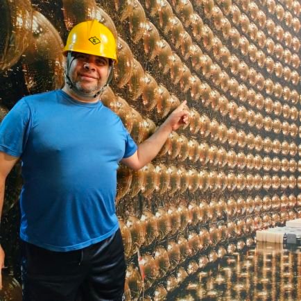 Profesor Investigador, Departamento de Fisica, CUCEI, Universidad de Guadalajara. Laboratorio Nacional de Conacyt HAWC de rayos gamma