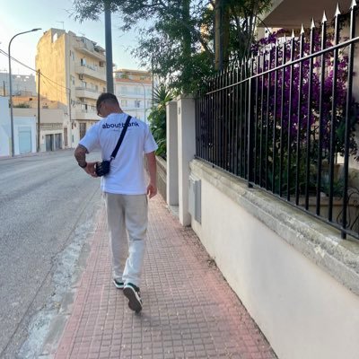 Joe3Wackett's profile picture. 