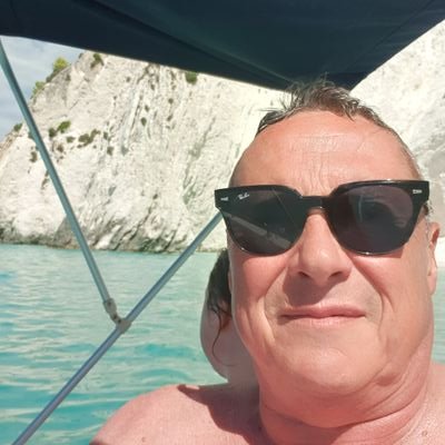 SimonScott40710's profile picture. 