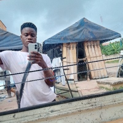 JYindoug's profile picture. we all have our own separate Destiny, we all chose our deference view's to Life:.. a P00r Man has no friend.