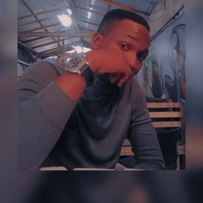 johnsonadeyin17's profile picture. 