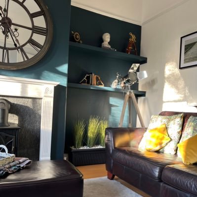 A private holiday apartment in a Victorian period building in St Annes close to the beach. Pet friendly. https://t.co/BWRwGq97YD