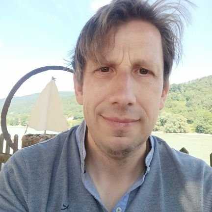 RobDeryck's profile picture. man