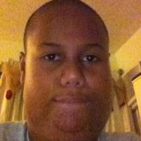 8RO8 (@macamyroni) 's Twitter Profile