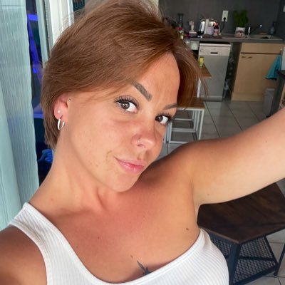 LucieThoumire's profile picture. 💙🏨♿️