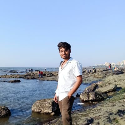 itz_shantnu097's profile picture. 