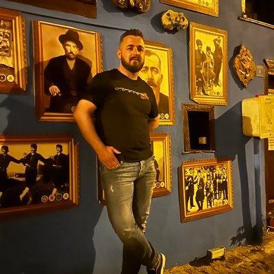 suat94785742's profile picture. 