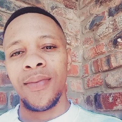 ▪Deep&SoulfulHouseSelector🎧🎶💙||Aspiring trader📚||📍SouthAfrica||🏡ThabaNchu||♋Cancer||IG:Olebogeng Uthando▪
