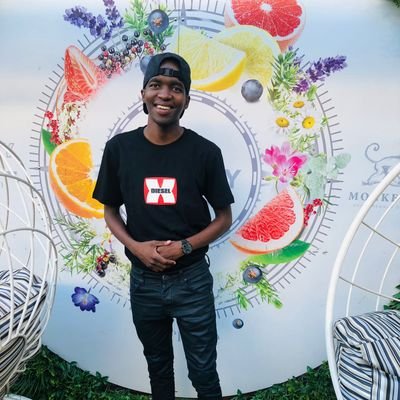 Tshego84121208's profile picture. 😌An open book❤️