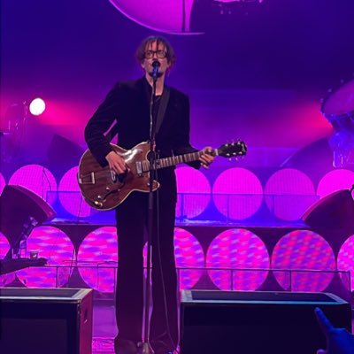 DeepFriedInMars's profile picture. Pulp Stan 4lyf ✌🏻