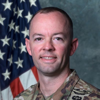 U.S. Army Infantry officer. @ndu_cisa Fellow AY23-24. Dulce et decorum est pro patria mori. #happywarrior Retweet/follow doesn’t mean you aren’t a clown.