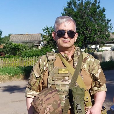 Fight and overcome!
Always faithful!
CISO in Kanada and major of the Marine Corps of Ukraine in connection with the war in Ukraine
Війна війною а гарні жінки є)