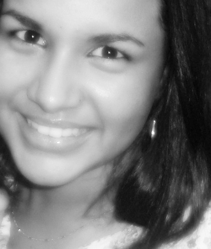 15 anos , solteira , uberlandia Mg , leonina , qer mais o qe? ;)