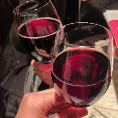 kuugasyo's profile picture. 限界彼女オタクが1人で処理できない「好き」を吐き出す為の垢です。たまにゲームとかについても呟くかも ⚠️不快な方はミュートorブロック推奨