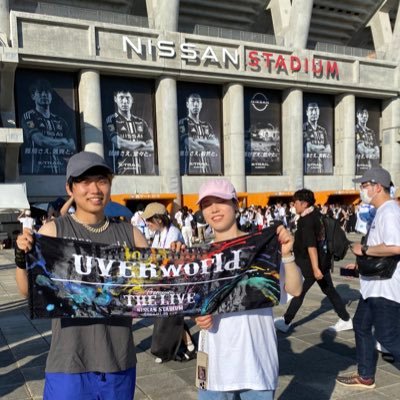 crew歴12年/97'/邦ロック/UVERworld/NSW会員 //日産スタジアム参戦済み//🌈ᵕ̈*