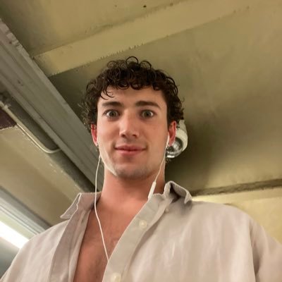 dillonstave's profile picture. 