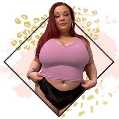 Not your mommy. 18+. 5’0” + full of sass 😏 Natural 38G. Leo ♌️ Sports lover. No meet-ups/collabs/dates. DM’s open :) 🌶🔗 below ⬇️ Header/pfp by @ninerdimes