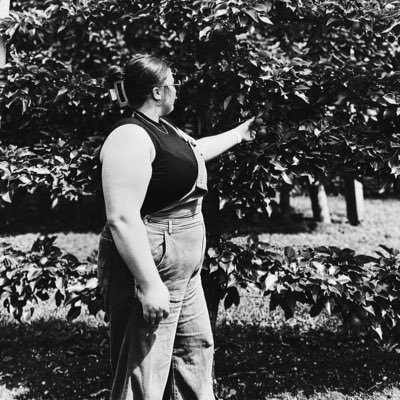 sarahlvazquez's profile picture. msn, rn 🩺 | t1d